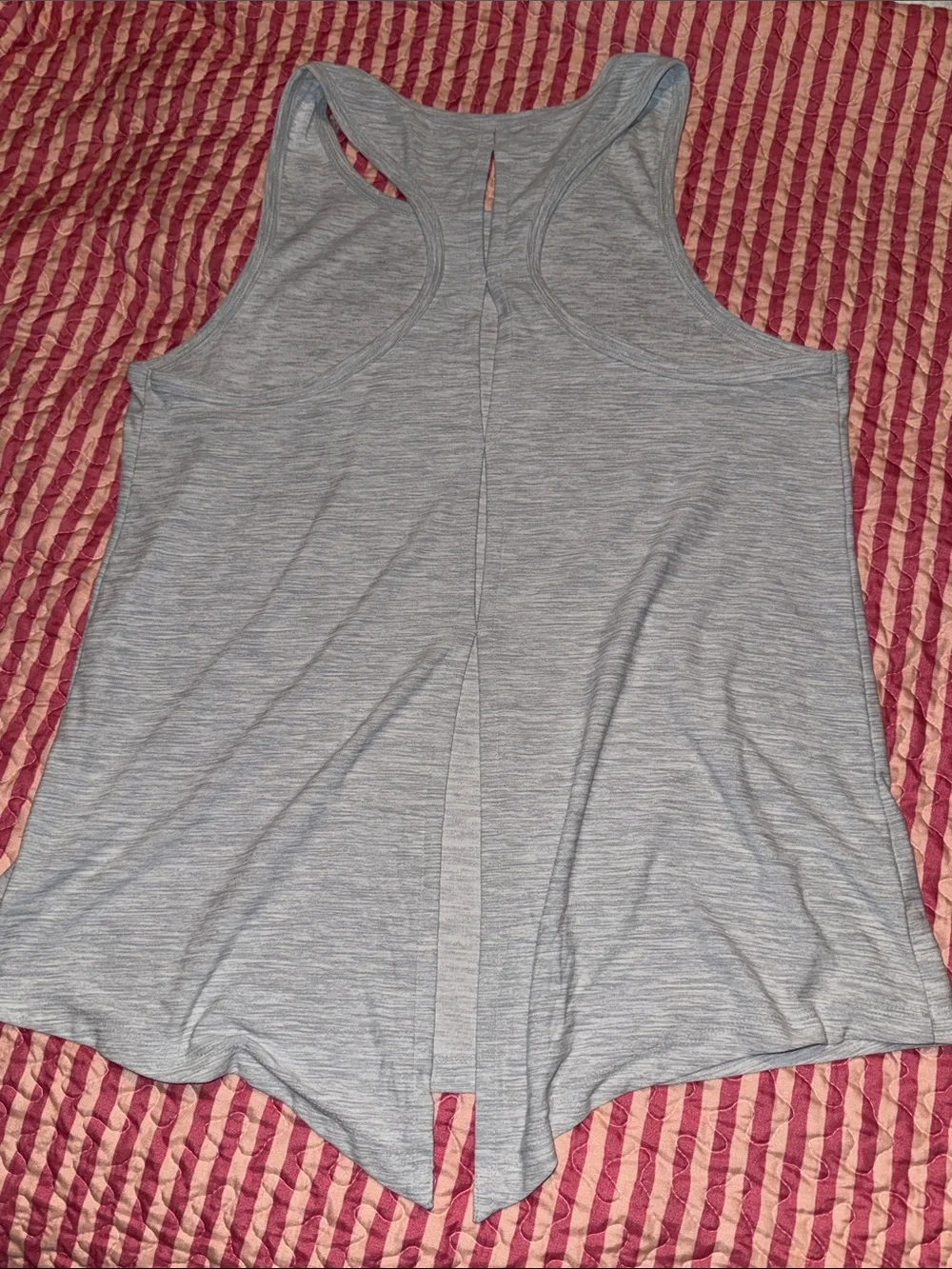 Old Navy Light Gray Racerback Tank Top